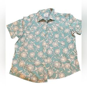 Men’s Goodfellow & Co Green and White Casual Button Down Shirt